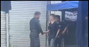 Polis