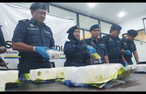 Dua Lelaki Tempatan Termasuk Remaja Ditahan Bawa Syabu Dalam Bagasi di KKIA dan Tawau