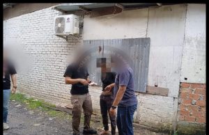 Tidak Sedar Kehadiran Polis, Lelaki Warga Asing Miliki Syabu Bernilai RM5,000 Ditahan