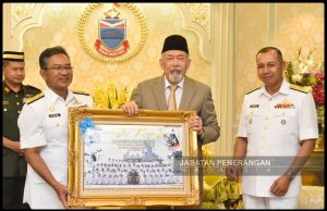 Tun Juhar Terima Kunjungan Hormat Panglima Armada Timur Juhar