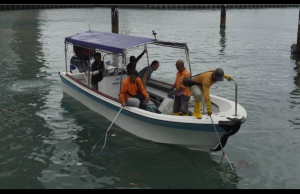 DBKK Bertindak Selepas ‘Vlogger’ UK Tunjukkan Tarikan Sampah Terapung Jesselton Point