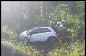 Dua Wanita Cedera, Proton Iris Terbabas Sendiri Ke Dalam Gaung Sedalam Empat Meter