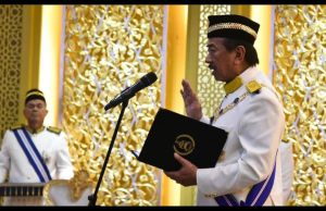 Tun Musa Aman Lafaz Sumpah Yang Dipertua Negeri Sabah