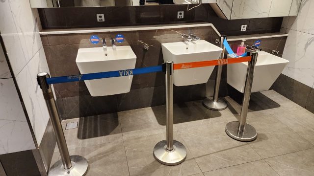 8165df99-82fe-42bd-9683-6bc1db20134d