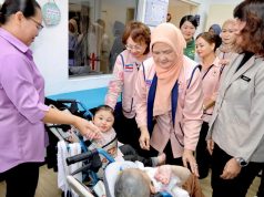 Isteri KM Santuni Golongan Memerlukan Melalui Program Ziarah Amal MUTIARA GRS