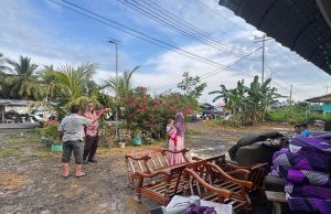 Nizam Tinjau Mangsa Banjir Kg Apas Parit, Pastikan Bantuan Disalur Segera